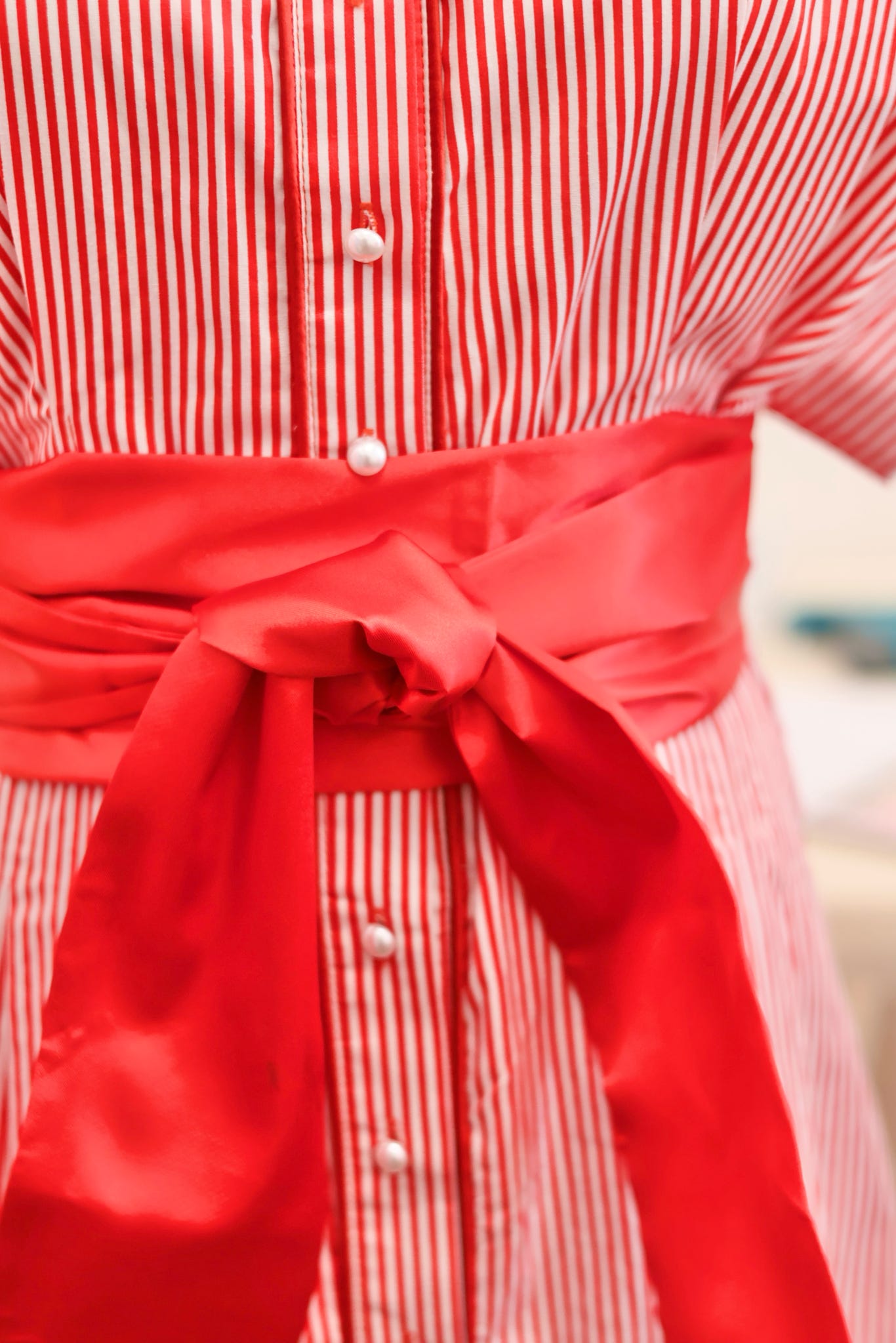 Kim Red Stripe Shirt Dress – Lightweight Button-Front Midi with Pockets M Kim Red Stripe Shirt Dress – Lightweight Button-Front Midi with Pockets M